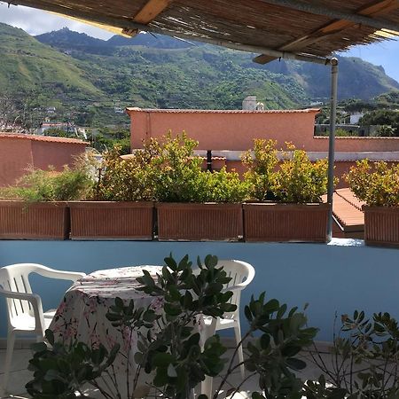 Ring Hostel Forio di Ischia Екстериор снимка