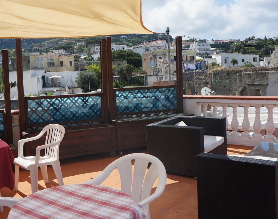Ring Hostel Forio di Ischia Екстериор снимка