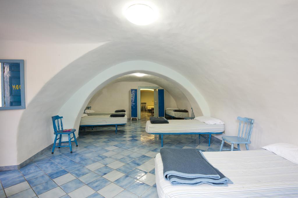Ring Hostel Forio di Ischia Стая снимка