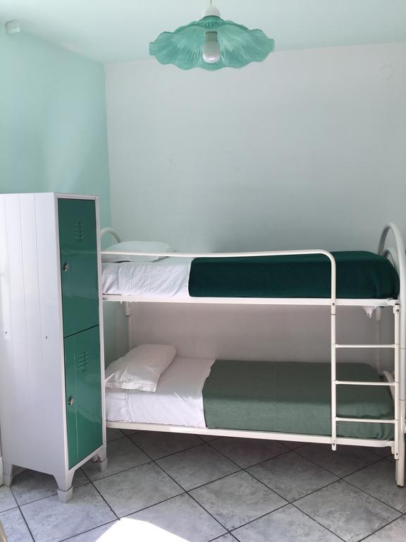 Ring Hostel Forio di Ischia Екстериор снимка